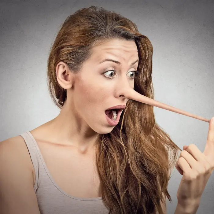 אישה פינוקיו (ShutterStock)