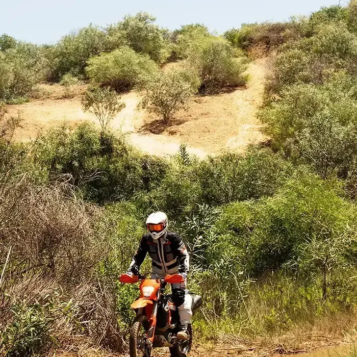KTM 690 אנדורו R (קינן כהן , אסף רחמים) KTM 690 אנדורו R (קינן כהן , אסף רחמים)