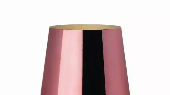 מנורת שולחן (יח"צ) מנורת שולחן (יח"צ)