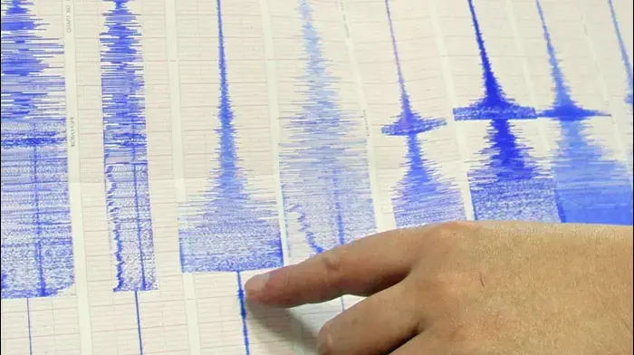 רעידת אדמה בעוצמה 5.3 הורגשה ברחבי הארץ. 11 במאי, 2012 (AP)