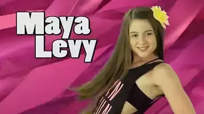 מאיה לוי ילדת בת מצווה (צילום מסך) מאיה לוי ילדת בת מצווה (צילום מסך)