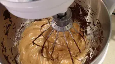 עוגת קרם שוקולד מוס שוקולד (סמדר ברמק זורע) עוגת קרם שוקולד מוס שוקולד (סמדר ברמק זורע) (מערכת וואלה!)