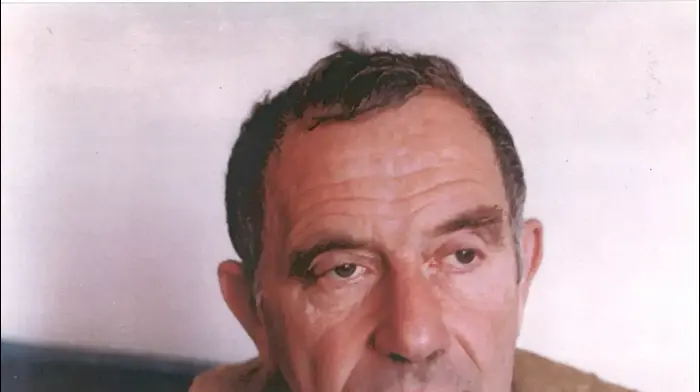 יהודה עמיחי (באדיבות המצולמים , כל הזכויות שמורות לחנה עמיחי) יהודה עמיחי (באדיבות המצולמים , כל הזכויות שמורות לחנה עמיחי)