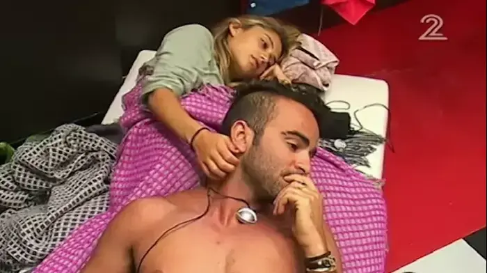 האח הגדול (צילום מסך) האח הגדול (צילום מסך)