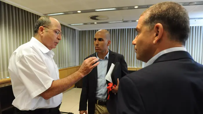ראיון עם משה בוגי יעלון (ראובן קסטרו) ראיון עם משה בוגי יעלון (ראובן קסטרו)