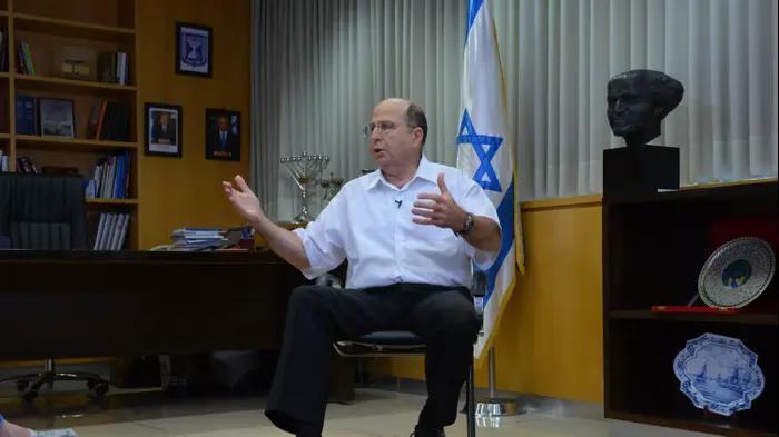 ראיון עם משה בוגי יעלון (ראובן קסטרו) ראיון עם משה בוגי יעלון (ראובן קסטרו)