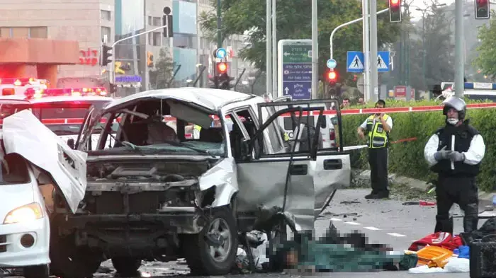 פיצוץ מכונית העו"ד בתל אביב (ניר לנדאו, מערכת וואלה!) פיצוץ מכונית העו"ד בתל אביב (ניר לנדאו, מערכת וואלה!)
