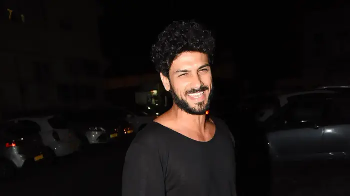 אביב אלוש (ניר פקין) אביב אלוש (ניר פקין)