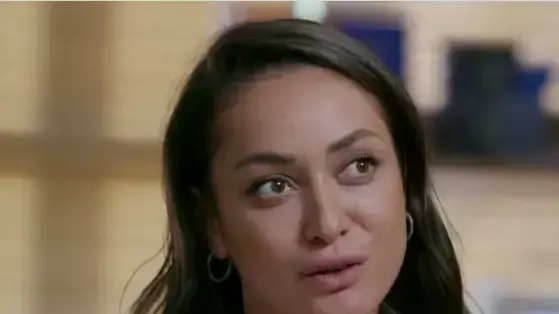 אנה ארונוב לאהוב את אנה (צילום מסך)
