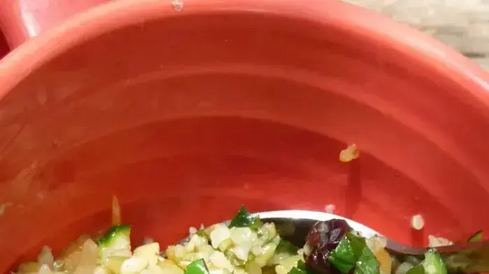 סלט פריקי סלט פריקי (עופרי זוטא)