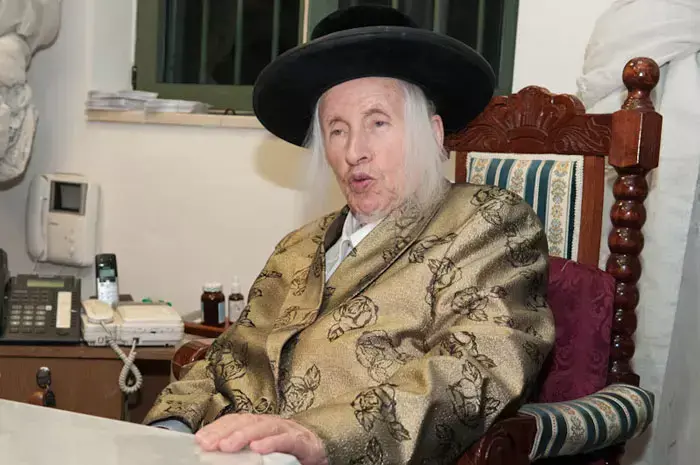 הרב מנחם מנדל טאוב, האדמו"ר מקאליב (עומר מירון) הרב מנחם מנדל טאוב, האדמו"ר מקאליב (עומר מירון)