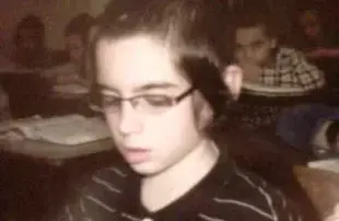 לייבי קלצקי , ילד בן 9 שנאבד בברוקלין, ניו יורק, יולי 2011 (יח"צ , חדרי חרדים) לייבי קלצקי , ילד בן 9 שנאבד בברוקלין, ניו יורק, יולי 2011 (יח"צ , חדרי חרדים)
