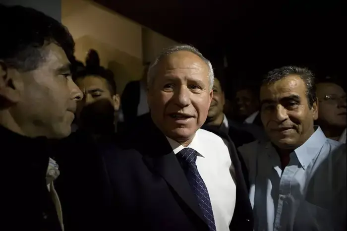 חגיגות ניצחון של תומכי שאול מופז אחרי ההפסד בפריימריז. מרץ, 2012 (דרור עינב) חגיגות ניצחון של תומכי שאול מופז אחרי ההפסד בפריימריז. מרץ, 2012 (דרור עינב)