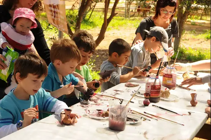 פסח 2012 החווה תל אביב בשיתוף רשות העתיקות (יח"צ) פסח 2012 החווה תל אביב בשיתוף רשות העתיקות (יח"צ)