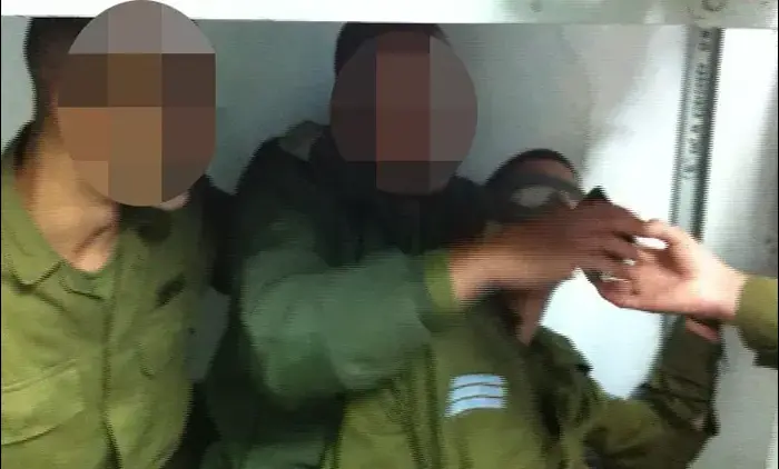 התעללות צהל גבעתי (צילום מסך) התעללות צהל גבעתי (צילום מסך)