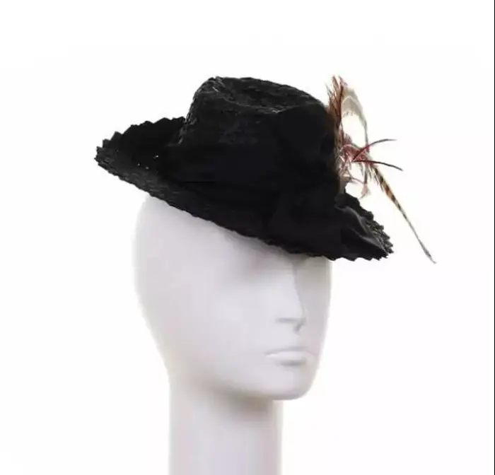 מתוך האתר Lovehats.com (אתר רשמי) מתוך האתר Lovehats.com (אתר רשמי)