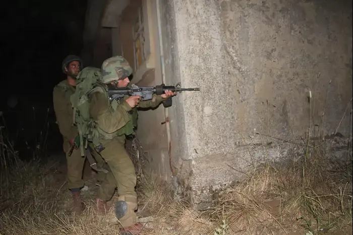 תרגיל של גדוד חרב, יוני 2012 (ג'יליס) תרגיל של גדוד חרב, יוני 2012 (ג'יליס)