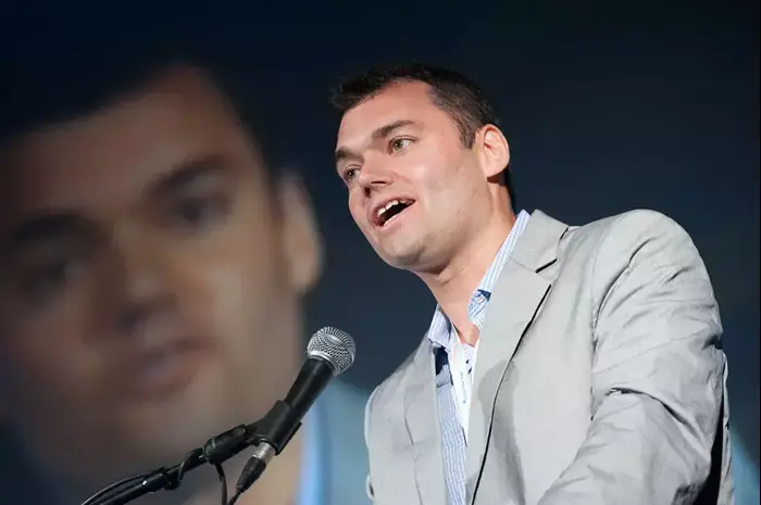 פיטר ביינרט והלנה ניוהאוס בוועידת נשיא (עומר מירון) פיטר ביינרט והלנה ניוהאוס בוועידת נשיא (עומר מירון)
