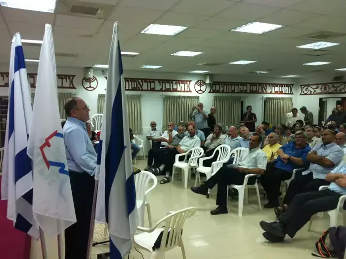 יו"ר מועצת יש"ע דני דיין בכנס בעפרה על אלימות פעילי ימין יוני 2012 (ספק 500 , באדיבות מועצת יש"ע) יו"ר מועצת יש"ע דני דיין בכנס בעפרה על אלימות פעילי ימין יוני 2012 (ספק 500 , באדיבות מועצת יש"ע)