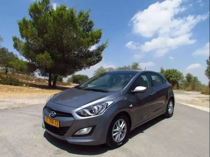 מבחן יונדאי i30 (קובי ליאני) מבחן יונדאי i30 (קובי ליאני)