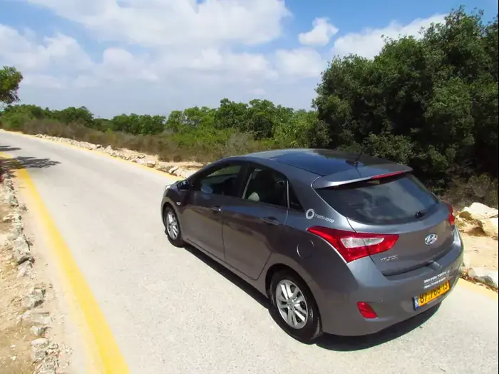 מבחן יונדאי i30 (קובי ליאני) מבחן יונדאי i30 (קובי ליאני)