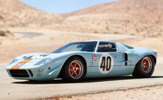 פורד GT40 לה-מאן אדישן 1971 (אתר יצרן , RM AUCTIONS) פורד GT40 לה-מאן אדישן 1971 (אתר יצרן , RM AUCTIONS)