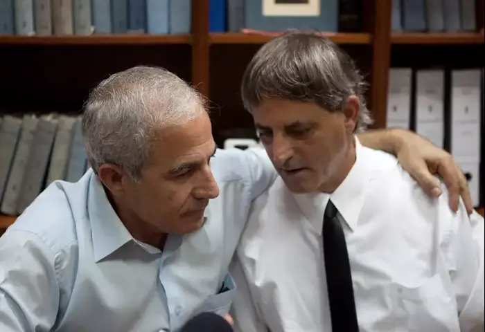 מסיבת עיתונאים מוטי מלכה (דרור עינב) מסיבת עיתונאים מוטי מלכה (דרור עינב)