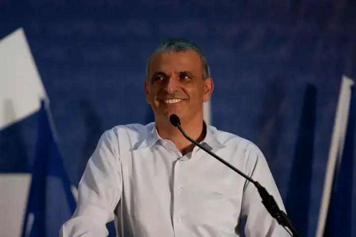 משה כחלון שוקל הקמת מפלגה: "יקבל 20 מנדטים" (דרור עינב) משה כחלון שוקל הקמת מפלגה: "יקבל 20 מנדטים" (דרור עינב)