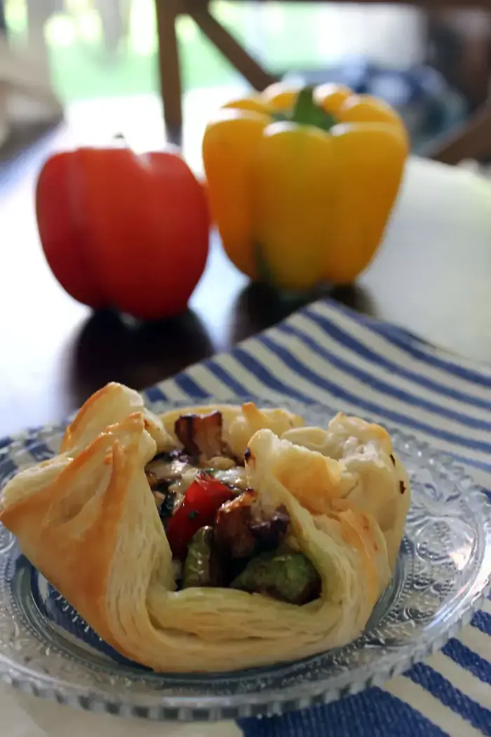 מאפה אנטיפסטי ובצק עלים (רוני קדר) מאפה אנטיפסטי ובצק עלים (רוני קדר)