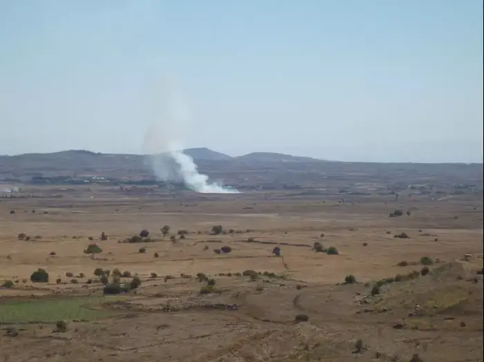 לא רק בדרום: צה"ל ביצע ירי ארטילרי לסוריה (צילום מסך) לא רק בדרום: צה"ל ביצע ירי ארטילרי לסוריה (צילום מסך)
