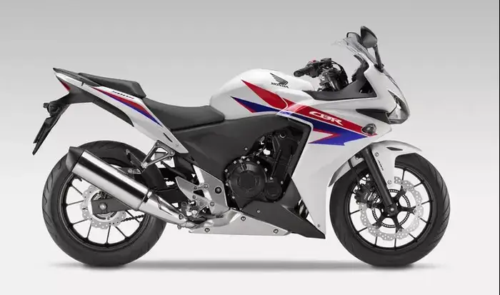הונדה CBR500R (אתר יצרן) הונדה CBR500R (אתר יצרן)