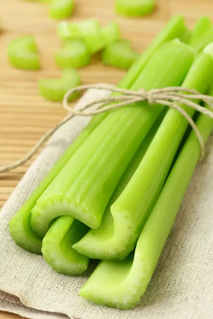 סלרי (ShutterStock) סלרי (ShutterStock)