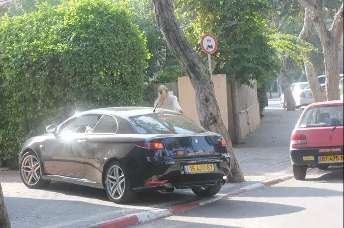 הילה נחשון ובעלה (ברק פכטר) הילה נחשון ובעלה (ברק פכטר)