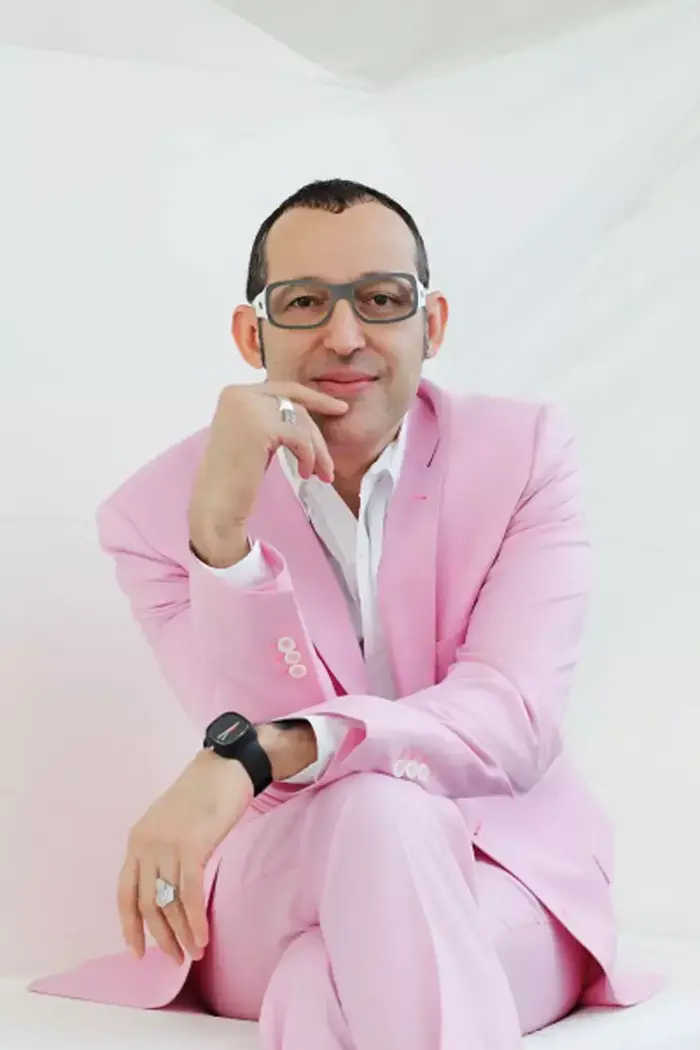 המעצב קארים ראשיד (יח"צ) המעצב קארים ראשיד (יח"צ)