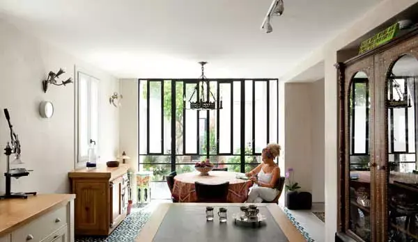 בית עם אלמנטים מרוקאים במרכז הארץ בתכנון האדריכל דובי וויט, עיצוב פנים יעל מעיין (בנין ודיור , אלעד שריג) בית עם אלמנטים מרוקאים במרכז הארץ בתכנון האדריכל דובי וויט, עיצוב פנים יעל מעיין (בנין ודיור , אלעד שריג)