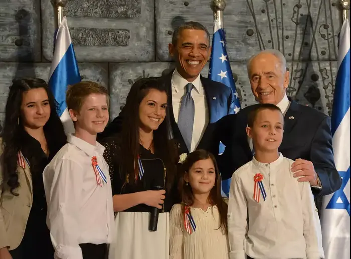 ילדים שרו לברק אובמה בבית הנשיא בירושלים, 20 מרץ 2013 (מערכת וואלה! NEWS , דוברות בית הנשיא)