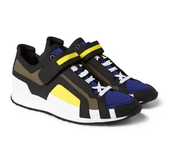 נעליים של פייר הארדי ל-matchesfashion.com (אתר רשמי)
