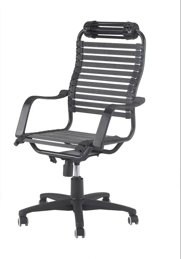 כיסא של IDesign, 990 שקלים (יח"צ , ישראל כהן) כיסא של IDesign, 990 שקלים (יח"צ , ישראל כהן)
