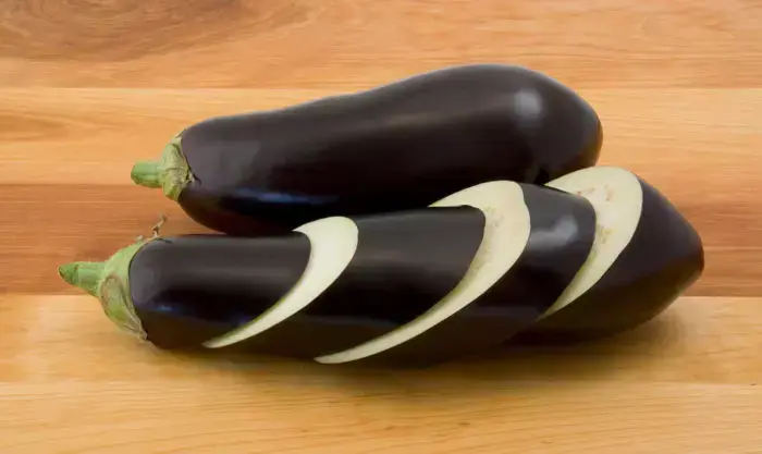חצילים (ShutterStock) חצילים (ShutterStock)