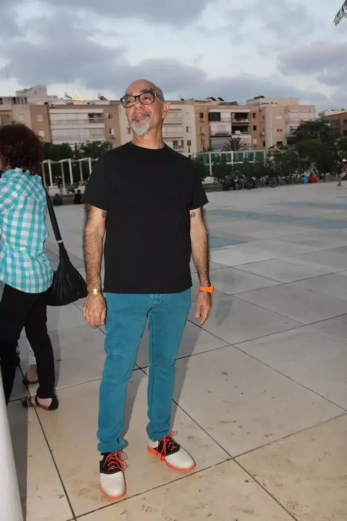 ישראל אהרוני (אביב חופי) ישראל אהרוני (אביב חופי)