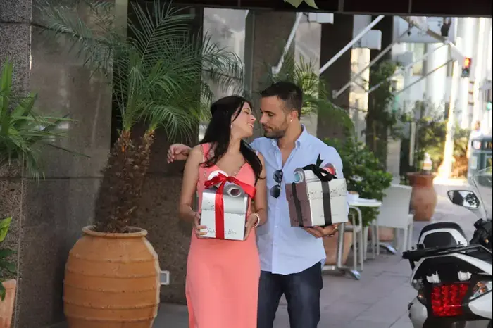שימי ויסמין המירוץ למיליון (אביב חופי) שימי ויסמין המירוץ למיליון (אביב חופי)