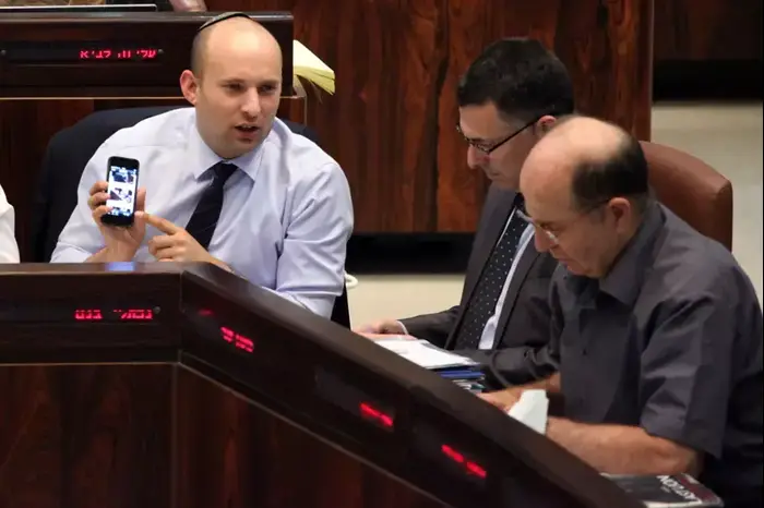 הכנסת מצביעה על התקציב (יואב דודקביץ') הכנסת מצביעה על התקציב (יואב דודקביץ')