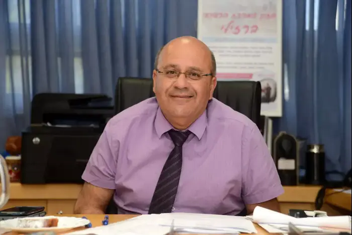 ד"ר חזי לוי מנהל המרכז הרפואי ברזלי (ניב אהרונסון) ד"ר חזי לוי מנהל המרכז הרפואי ברזלי (ניב אהרונסון)