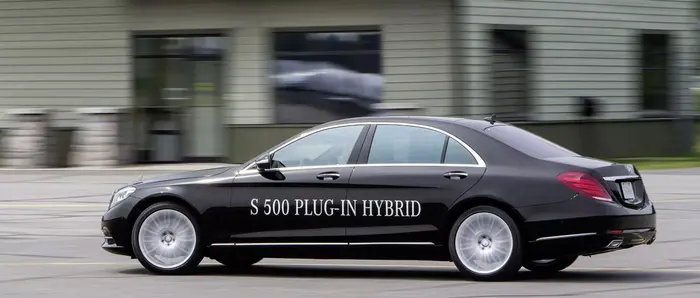 מרצדס S500 פלאג אין הייבריד (אתר יצרן) מרצדס S500 פלאג אין הייבריד (אתר יצרן)
