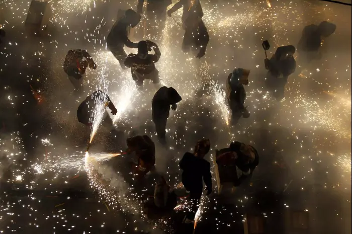 פסטיבל זיקוקים בספרד, אוגוסט 2013 (רויטרס) פסטיבל זיקוקים בספרד, אוגוסט 2013 (רויטרס)