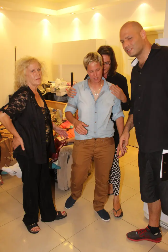 האח הגדול, לבנה זוהרים (ניר פקין) האח הגדול, לבנה זוהרים (ניר פקין)