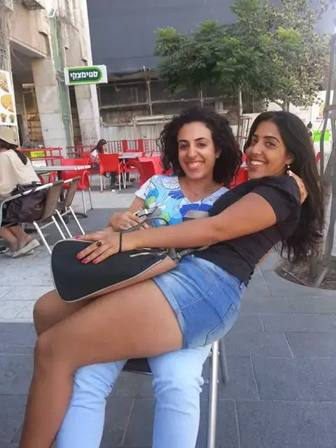 נעדרת ים לוי בת 23 נעדרת בגרמניה (צילום מסך , פייסבוק) נעדרת ים לוי בת 23 נעדרת בגרמניה (צילום מסך , פייסבוק)