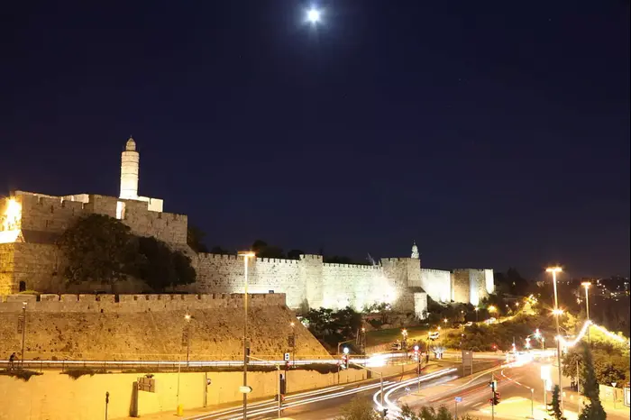 מגדל דוד (יח"צ , אדיאל לו)