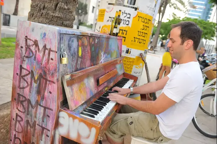 פרויקט נפגשים עם פסנתר 2, תל אביב (יח"צ)