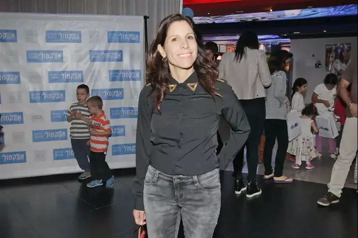 אורנה בנאי (שוקה כהן) אורנה בנאי (שוקה כהן)